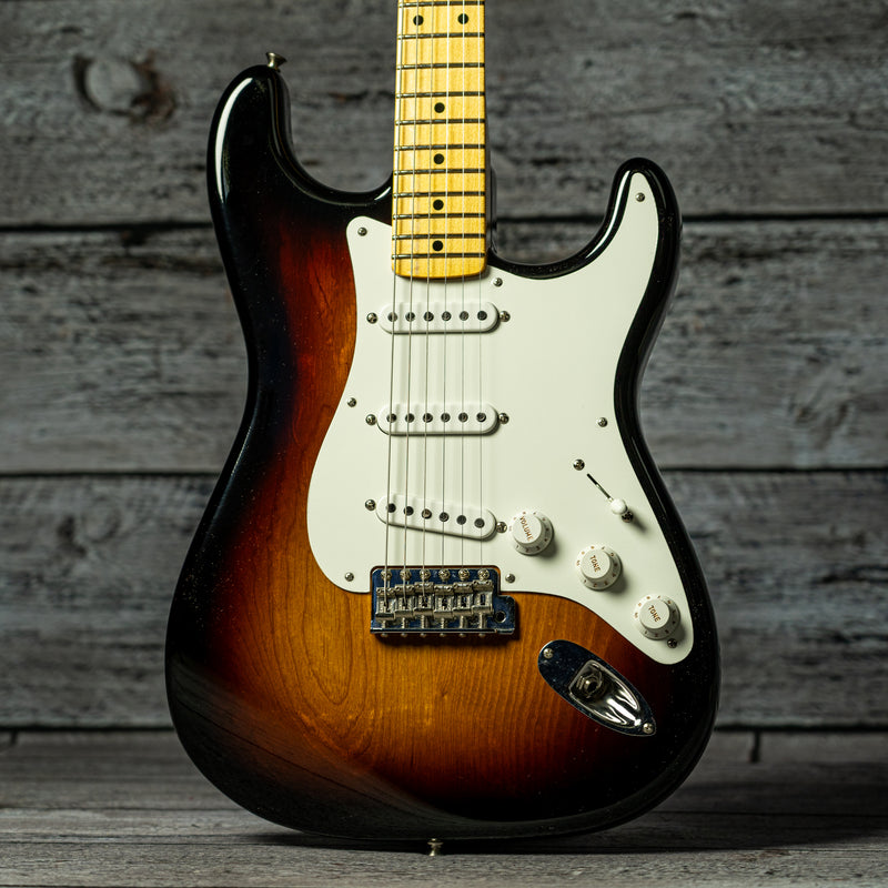 Fender Vintage Custom 1955 Stratocaster NOS - Maple Fingerboard, Wide-Fade 2-Color Sunburst