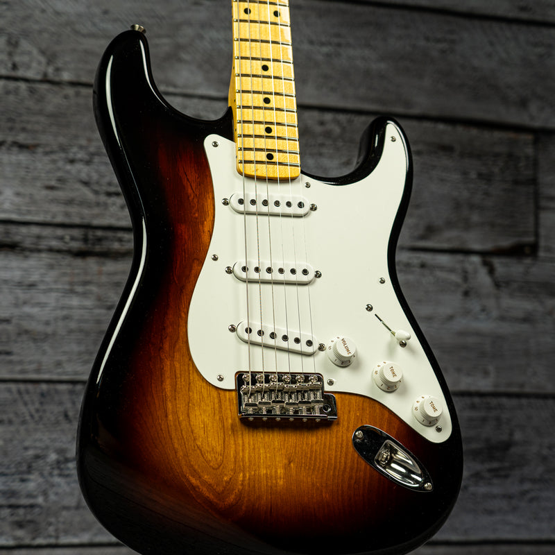 Fender Vintage Custom 1955 Stratocaster NOS - Maple Fingerboard, Wide-Fade 2-Color Sunburst