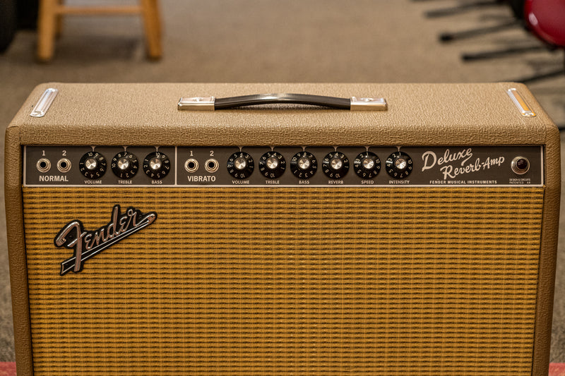 Fender '65 Deluxe Reverb "Fudge Brownie"