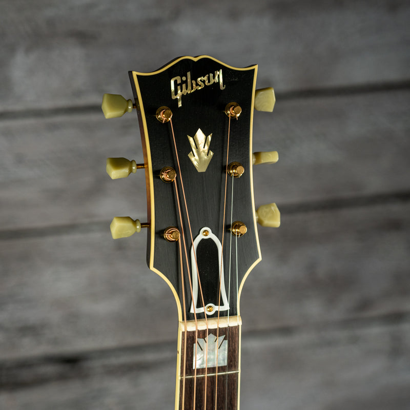 Gibson 1957 SJ-200 - Vintage Sunburst (DEMO)