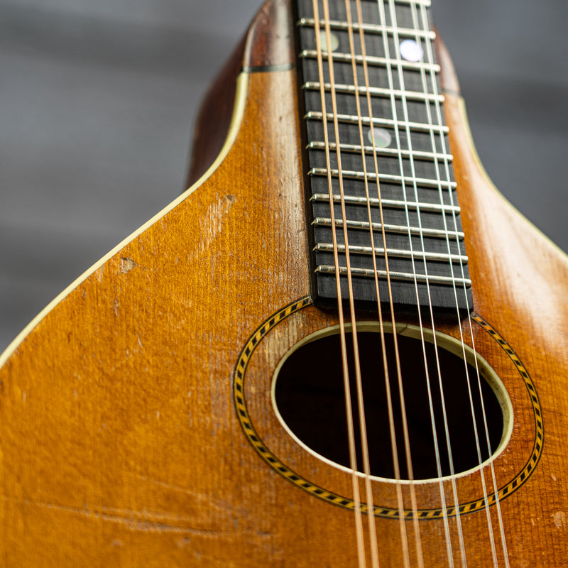 Gibson A mandolin 1915