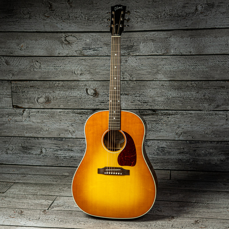 Gibson J-45 Standard - Heritage Cherry Sunburst