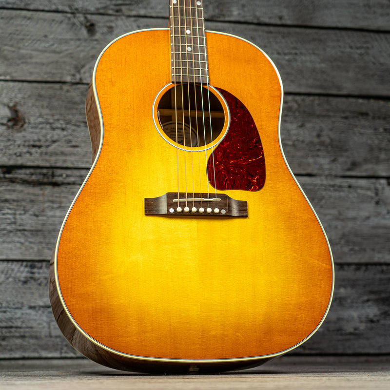 Gibson J-45 Standard - Heritage Cherry Sunburst