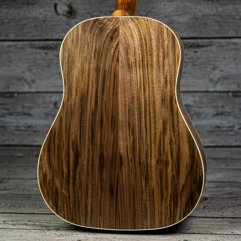 Gibson J-45 Studio Walnut - Satin Natural