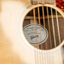 Gibson SJ-200 Studio Walnut