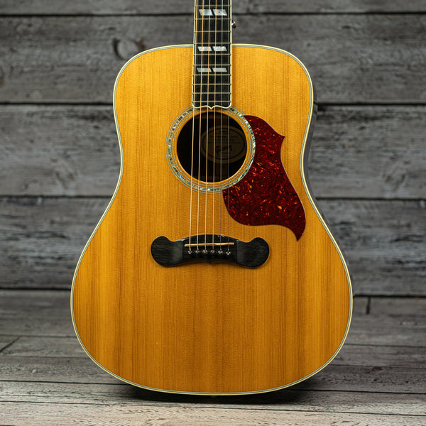 Gibson Songwriter Deluxe Studio w/ K&K Pickup