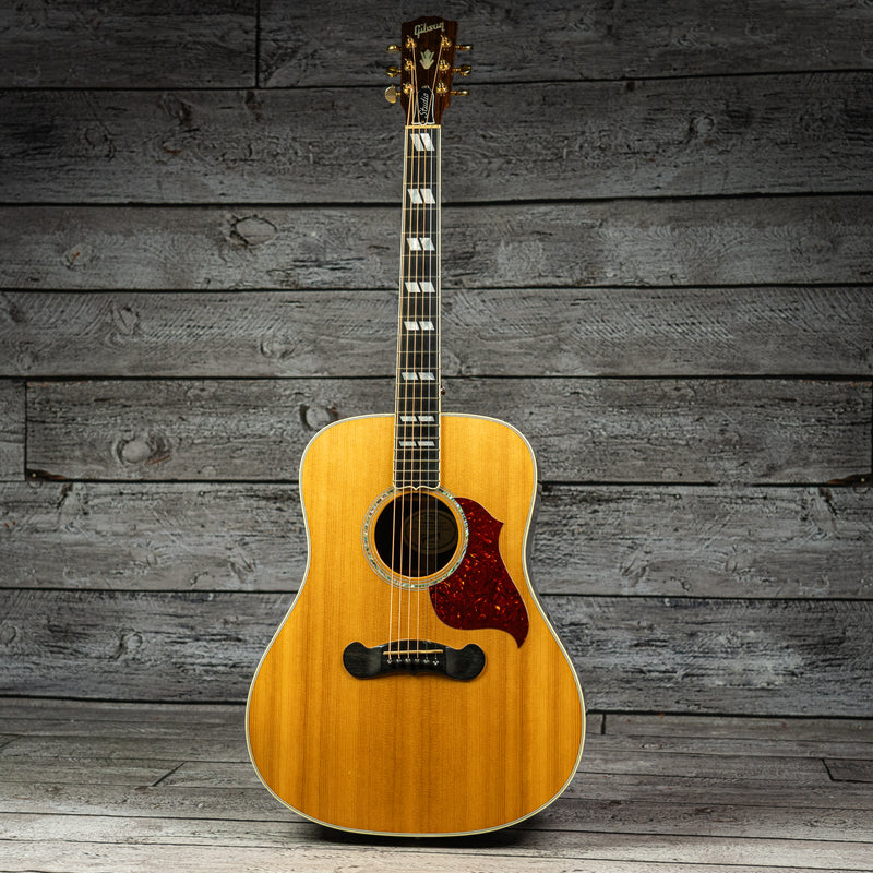Gibson Songwriter Deluxe Studio w/ K&K Pickup