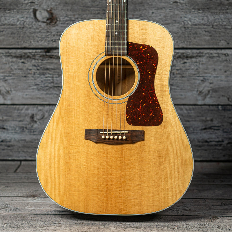 Guild D-40
