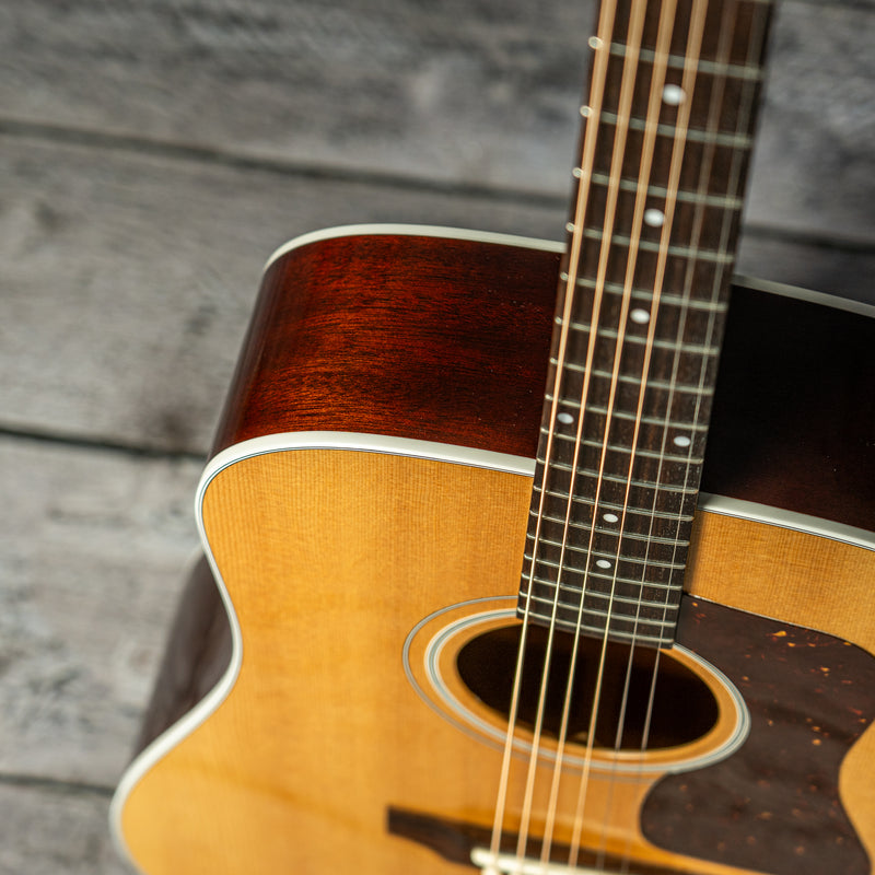 Guild D-40