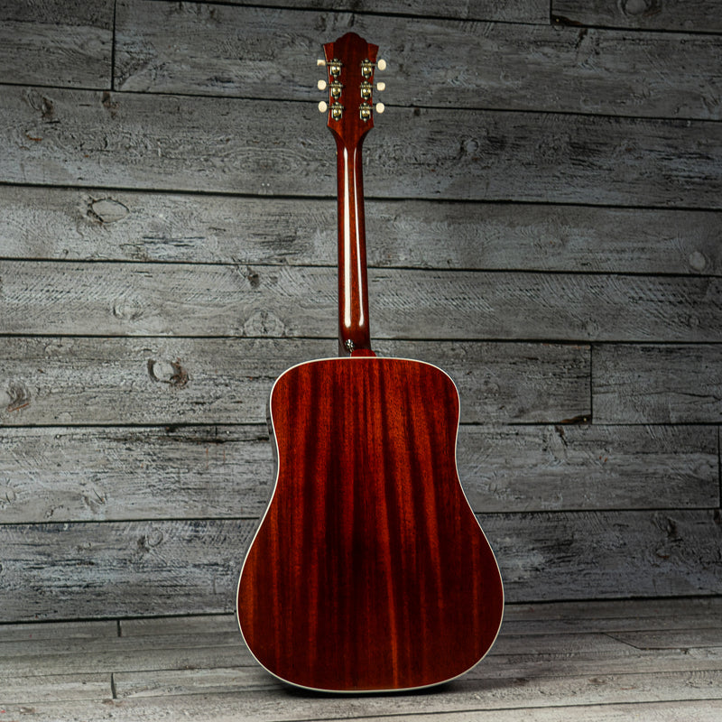 Guild D-40