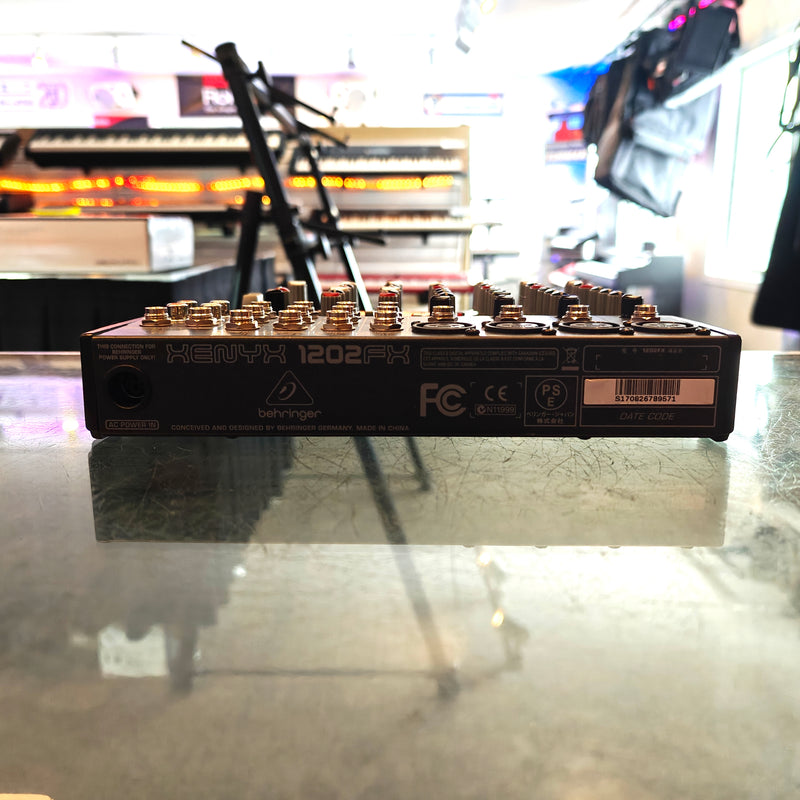 Behringer Xenyx 1202FX 12-Channel Mixer w/ Effects
