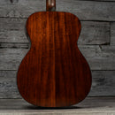 Martin 000-18