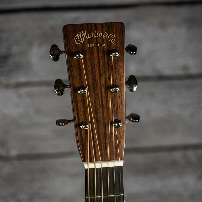 Martin 000-28 (2025)