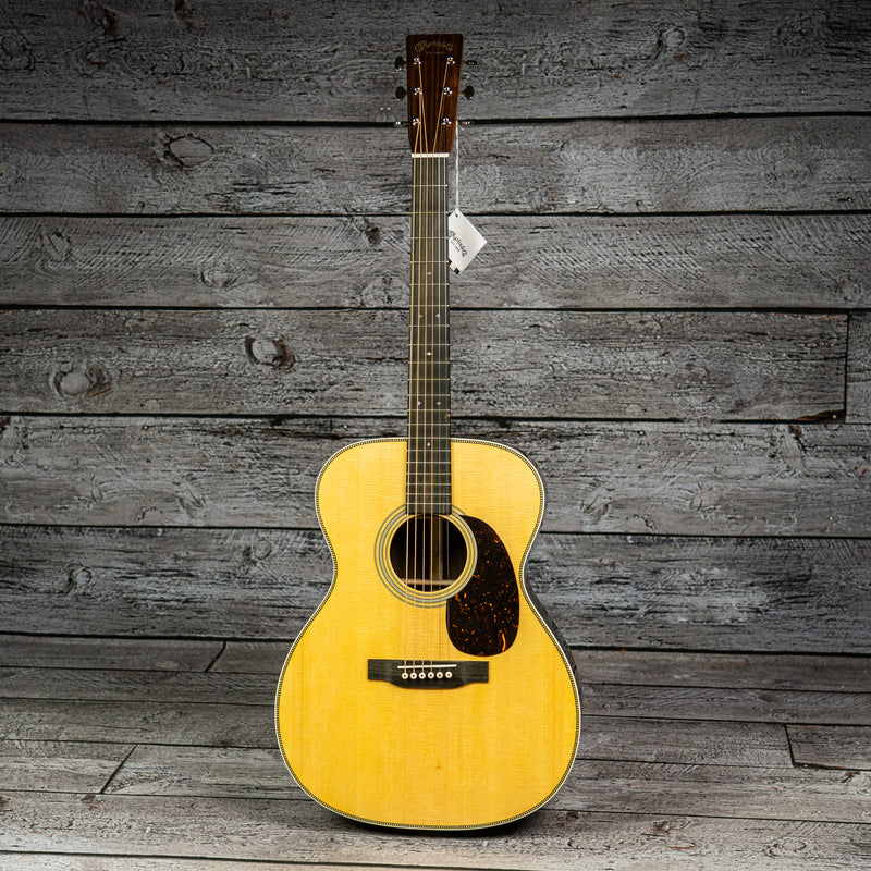 Martin 000-28 (2025)