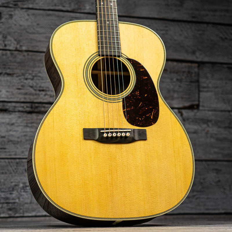 Martin 000-28 (2025)