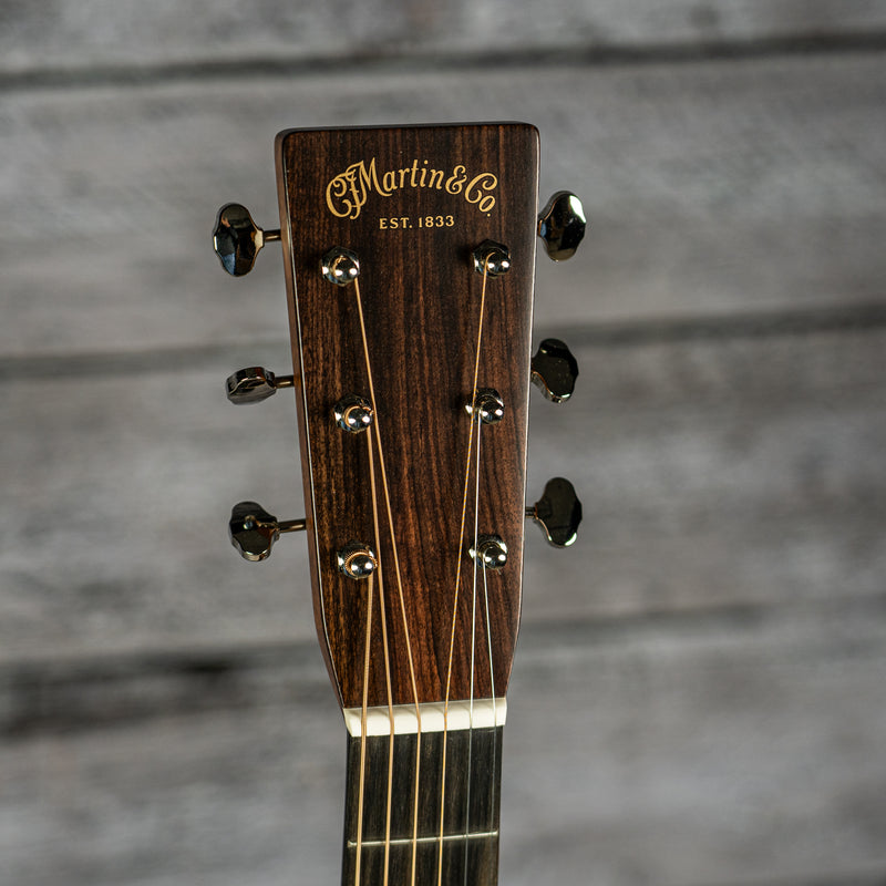 Martin 000-28 (2025)