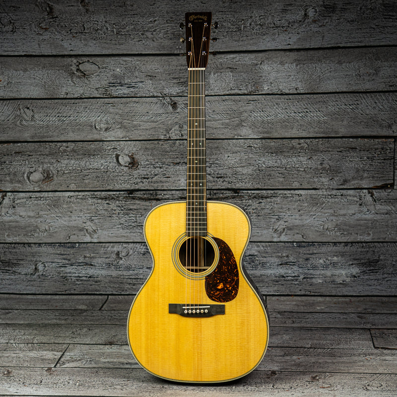 Martin 000-28 (2025)