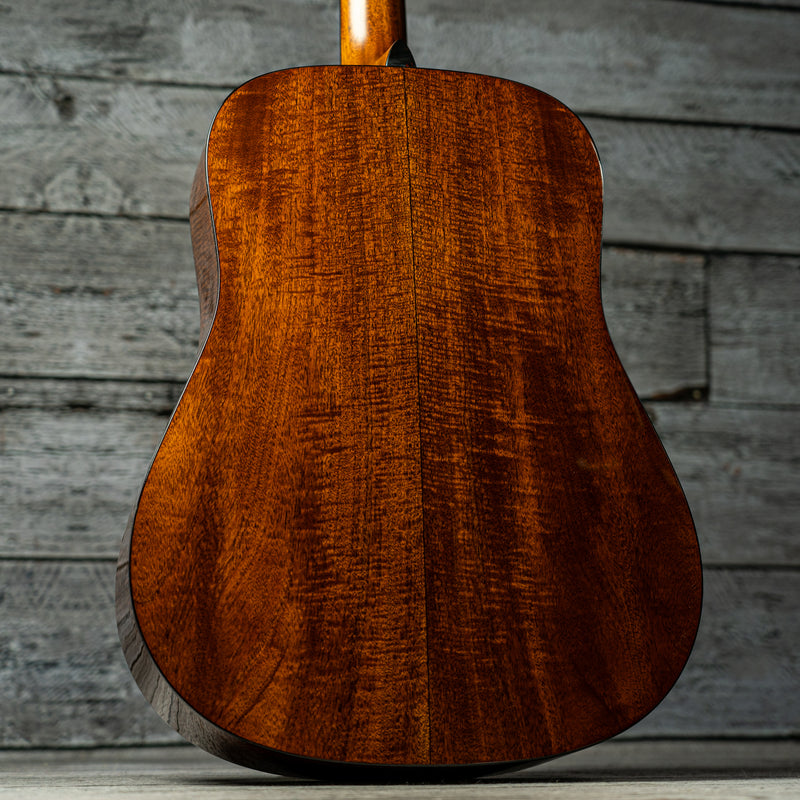 Martin Custom Shop Dreadnought - Flamed Mahogany, Adirondack Spruce