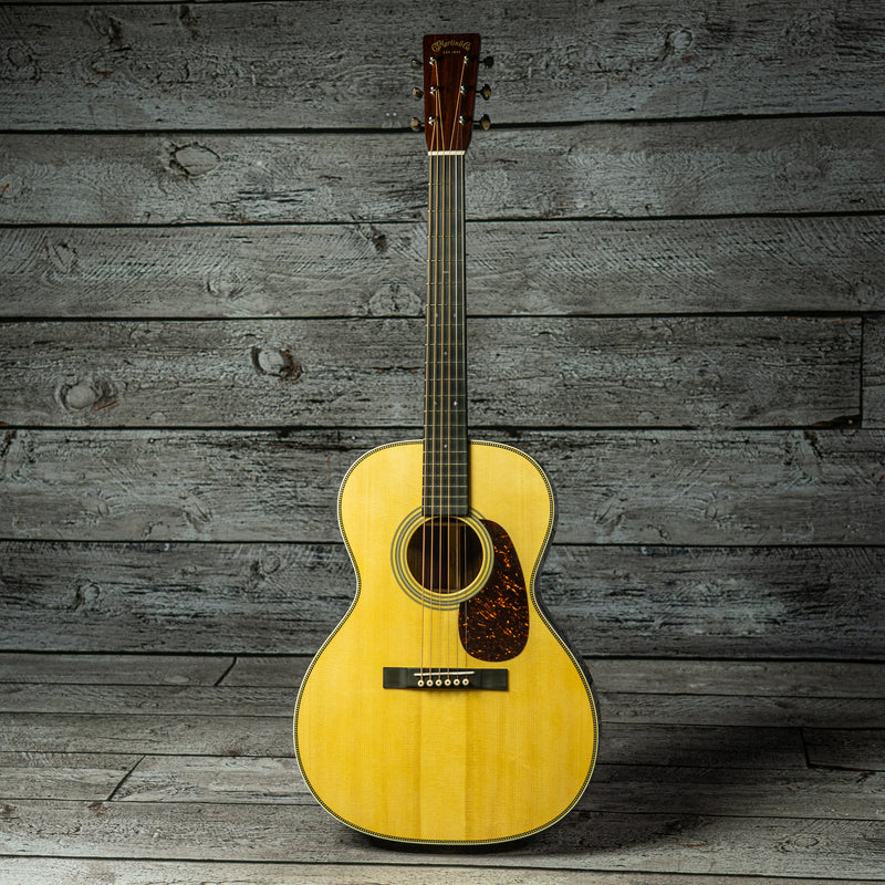 Martin Custom Shop 00 Slope Shoulder - Guatemalan Rosewood/High Altitude Swiss Spruce