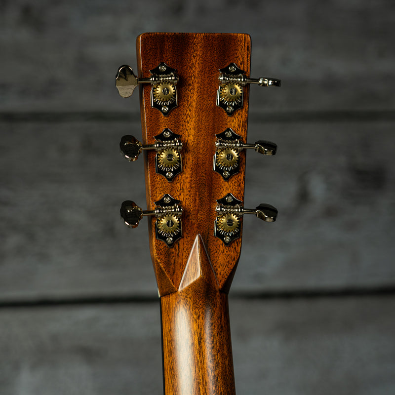 Martin Custom Shop 00 Slope Shoulder - Guatemalan Rosewood/High Altitude Swiss Spruce