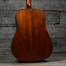 Martin D-18 Street Legend