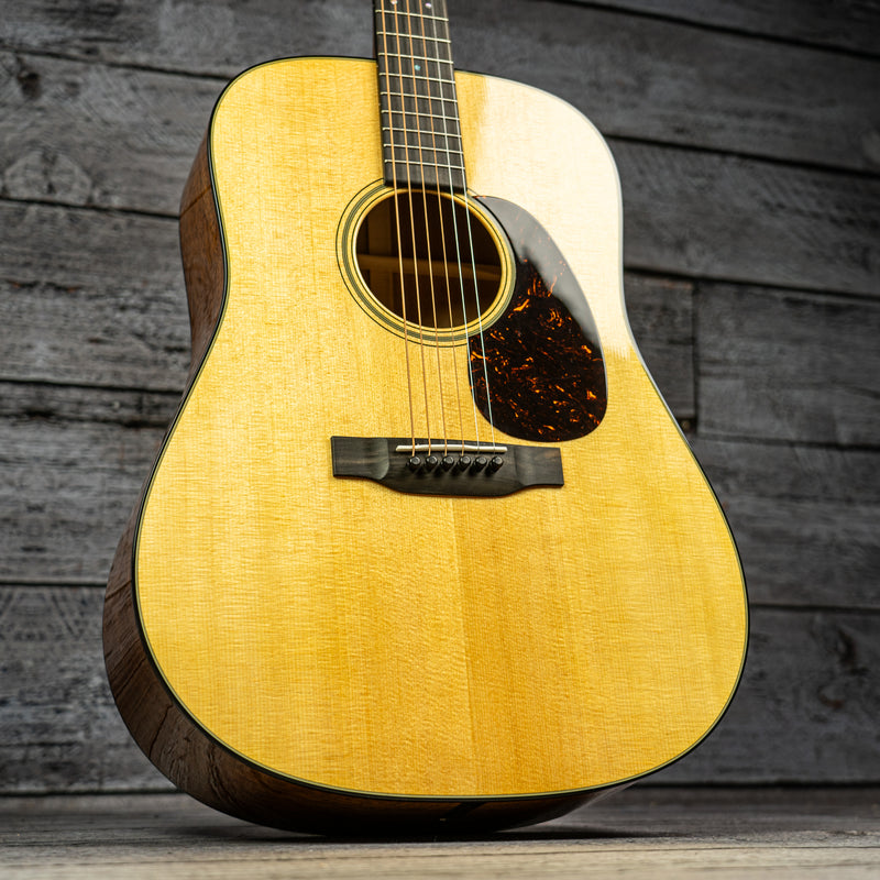 Martin D-18