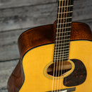 Martin D-18