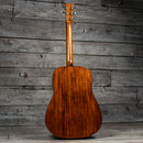 Martin D-18