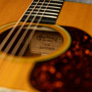 Martin D-18