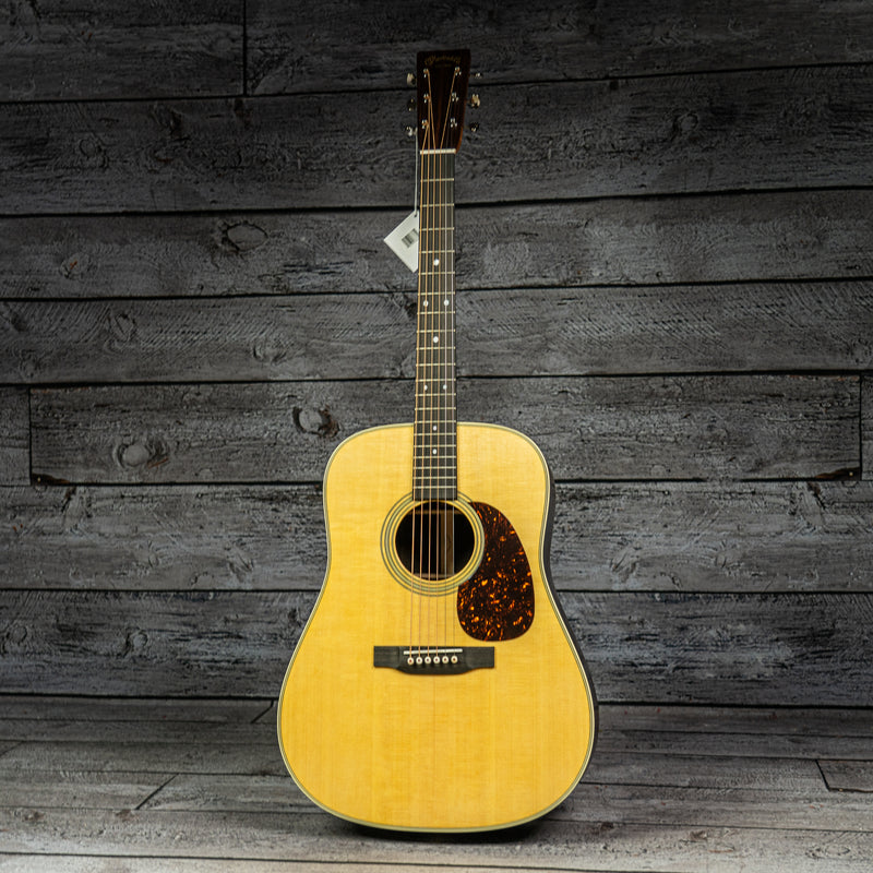 Martin D-28 Satin