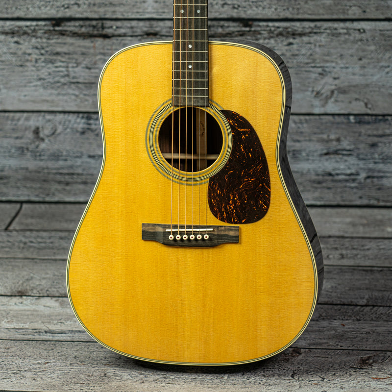 Martin D-28