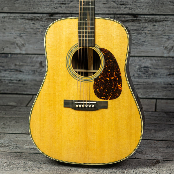 Martin HD-28
