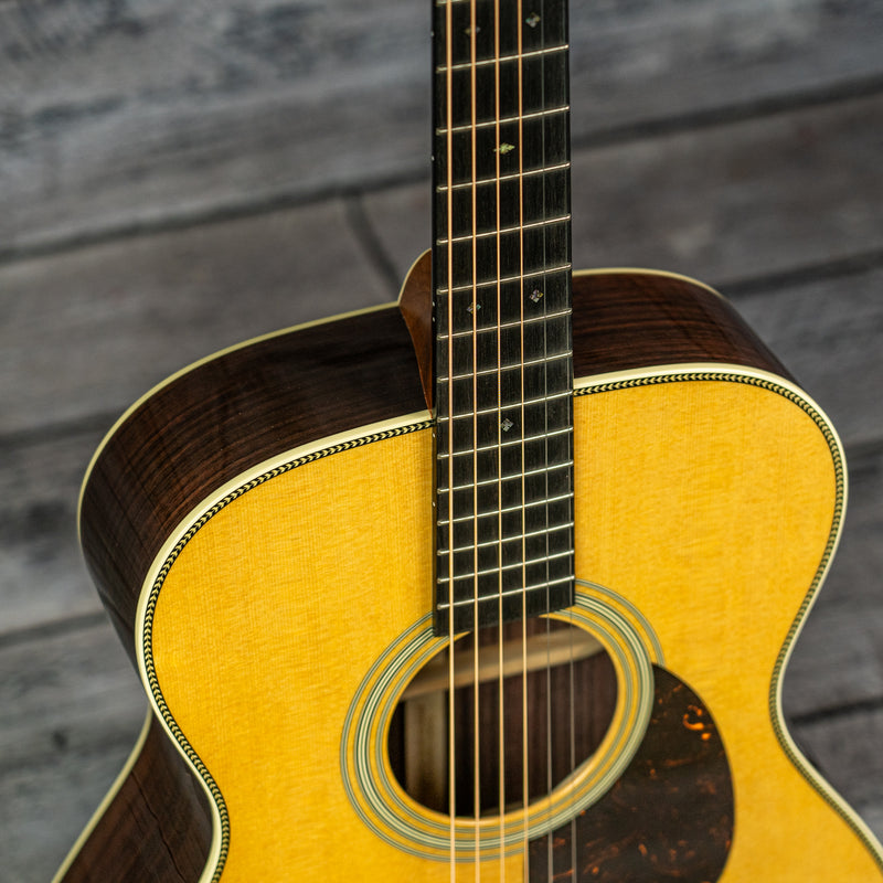 Martin OM-28