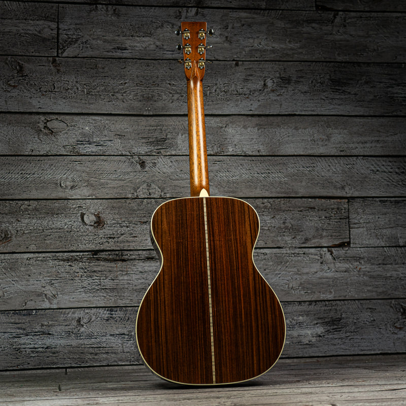 Martin OM-28