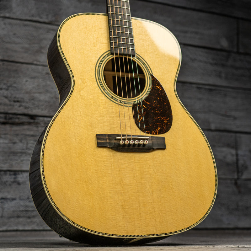 Martin OM-28