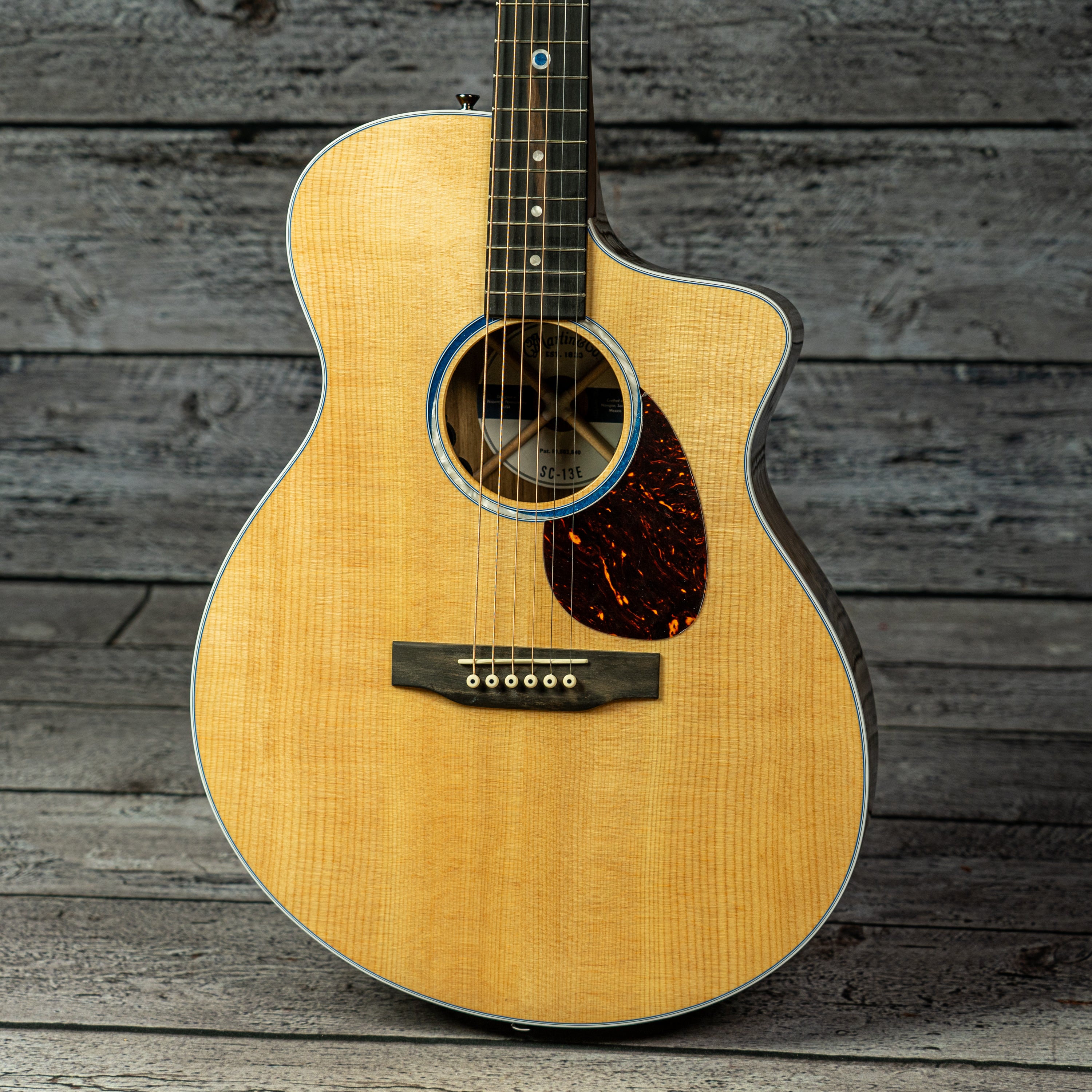 Acoustic Guitars | Martin