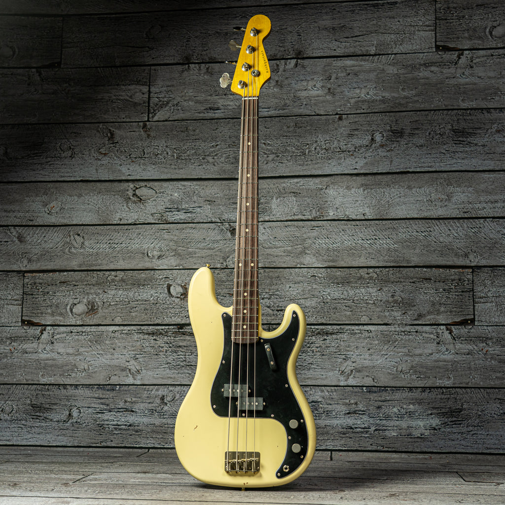 Nash PB63 - Vintage White