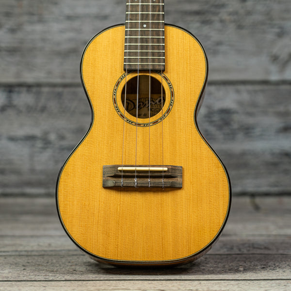 Pono MC(C)-PC Ukulele