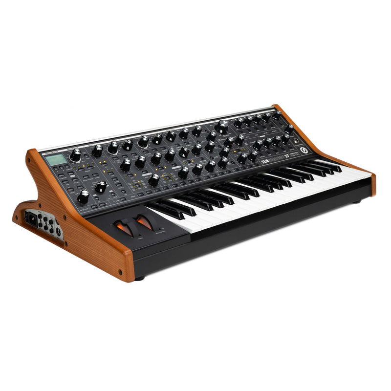 Moog Subsequent 37