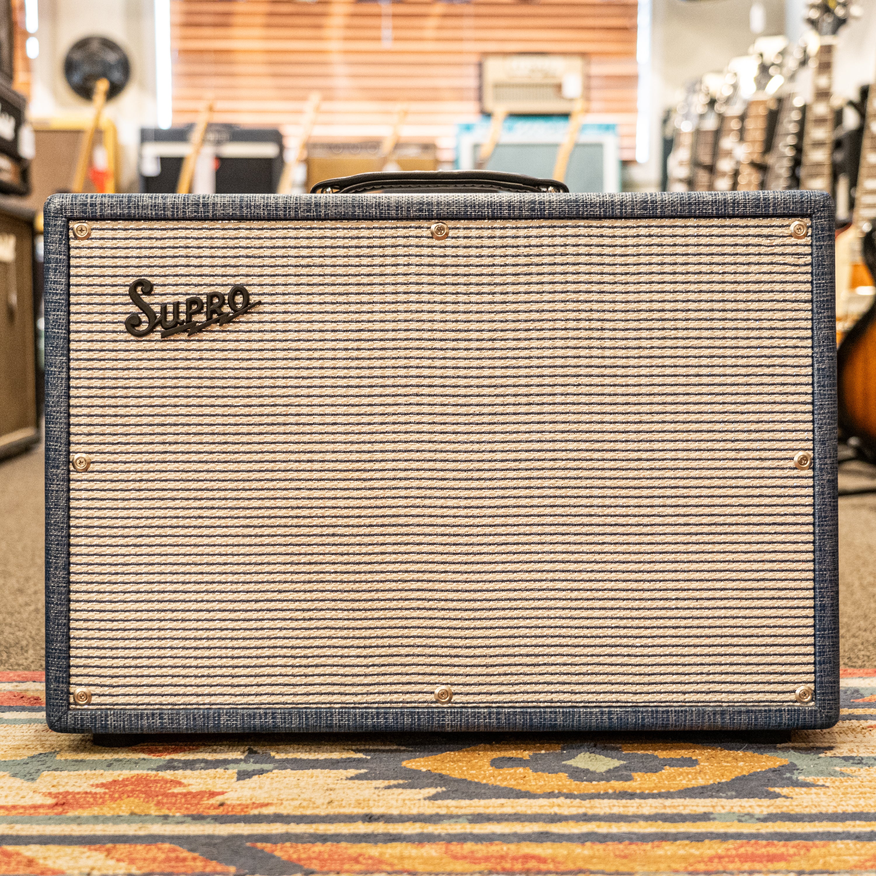 Amps | Electric Guitars Amps | Electric Guitars