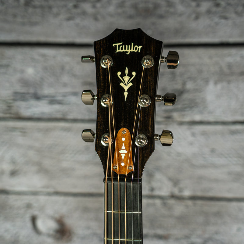 Taylor 522ce