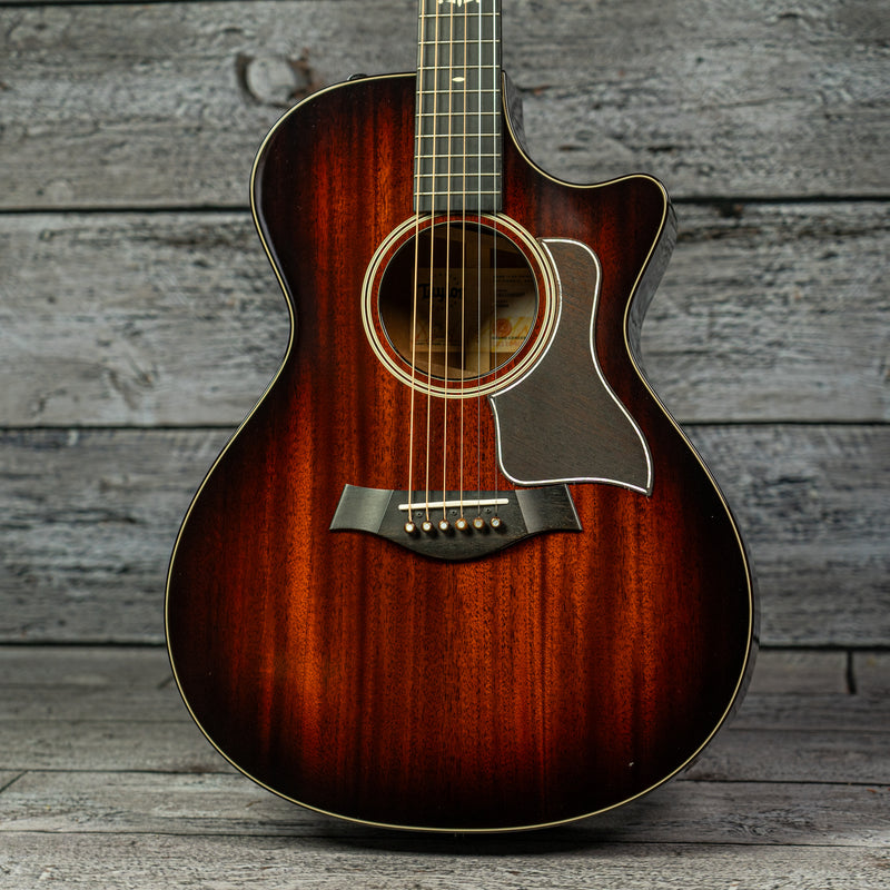 Taylor 522ce