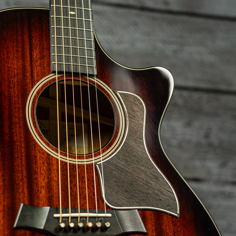 Taylor 522ce