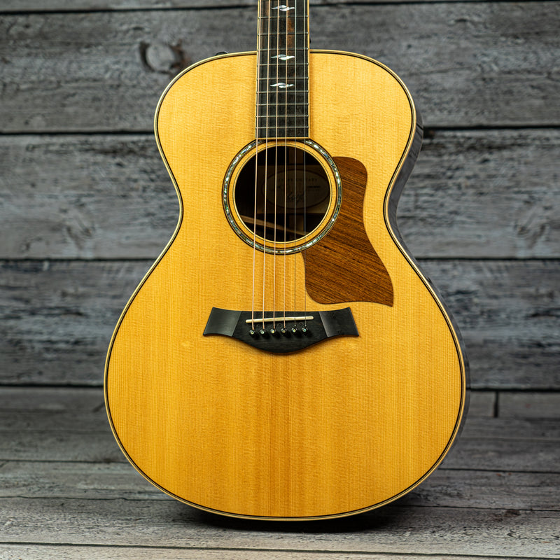 Taylor 812e