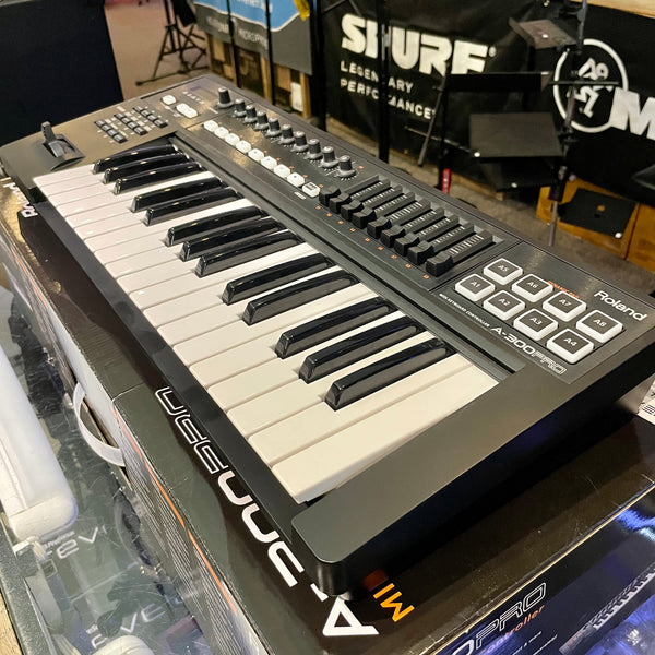 Roland A-300PRO