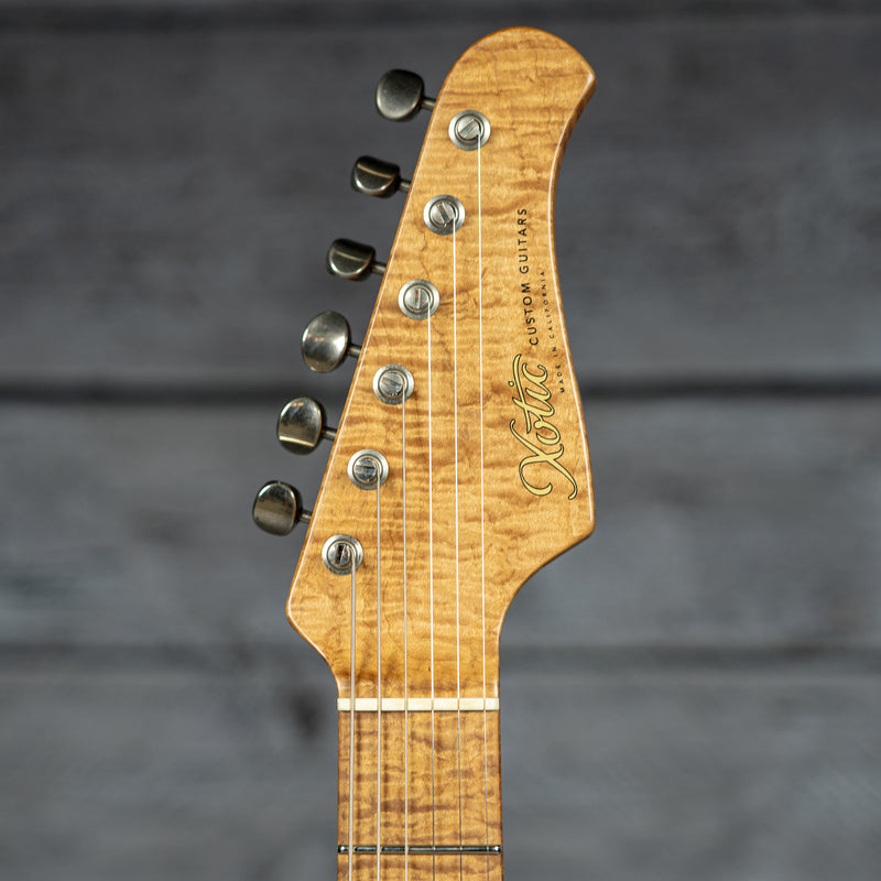 Xotic XJ-1T 5st RoastedMaple Neck 新品同様品! Xotic XSC-1 Light Aging - 5A Roasted Flame Maple, 3-Tone Burst