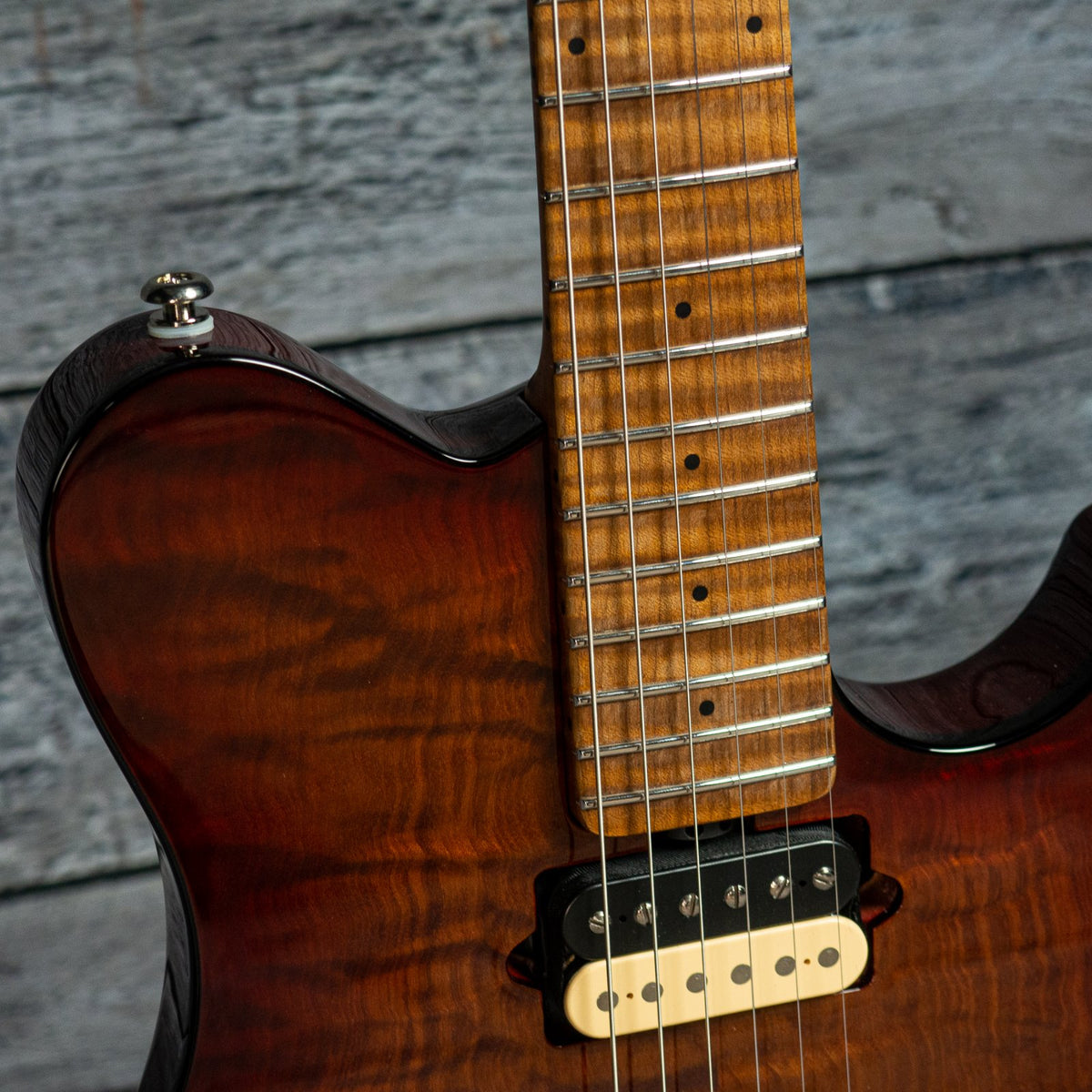 ernie_ball_music_man_axis_roas