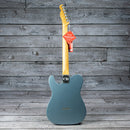 Fender Chrissie Hynde Telecaster - Rosewood Fingerboard, Ice Blue Metallic