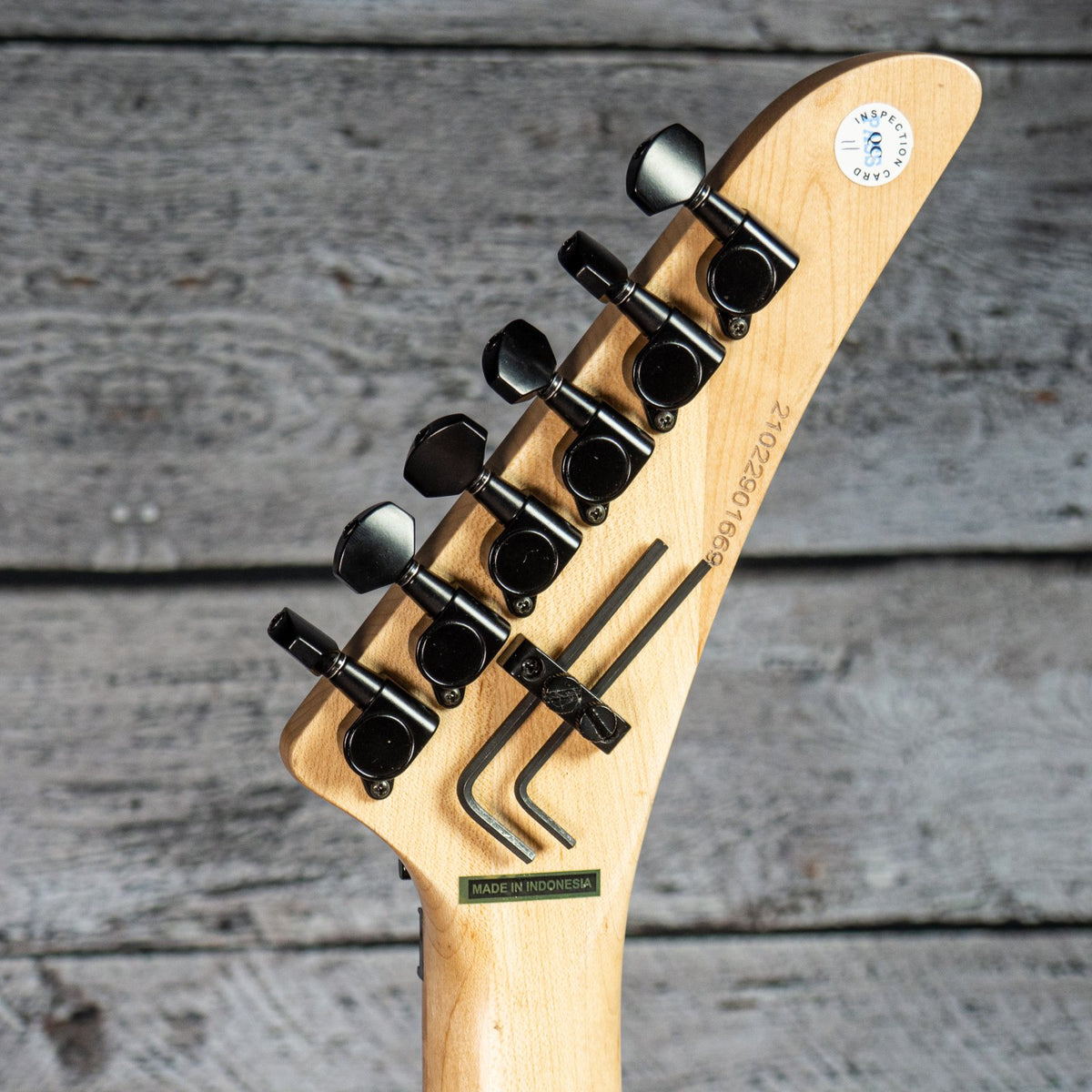 Kramer Baretta EVH D Tuna Reverse Headstock Incl. Premium Soft Case